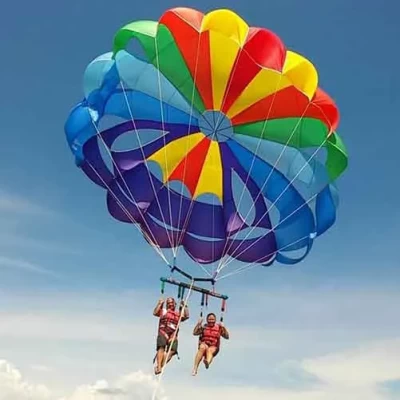 پاراسل سواری